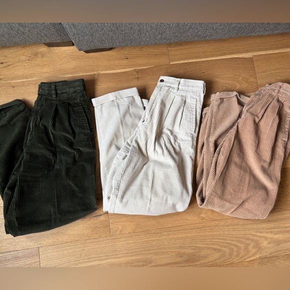 Eddie Bauer Dark Green Corduroy Pants - Picture 2 of 8